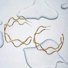 Stainless Steel Wave Shape C-Hoop Earrings Gold One Size