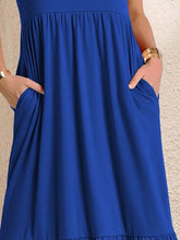 Round Neck Short Sleeve Dress with Pockets Casual Dresses