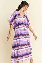 Davi & Dani Multi Color Wavy Tie Waist Flowy Sleeve Dress Woman Casual Dress