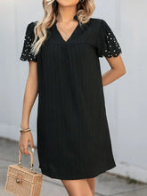Textured V-Neck Short Sleeve Mini Dress Casual Dresses