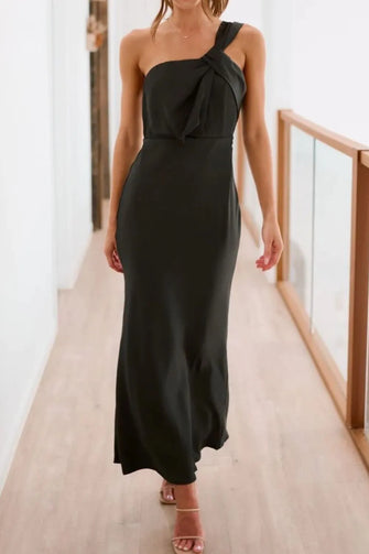 Single Shoulder Sleeveless Maxi Dress Black