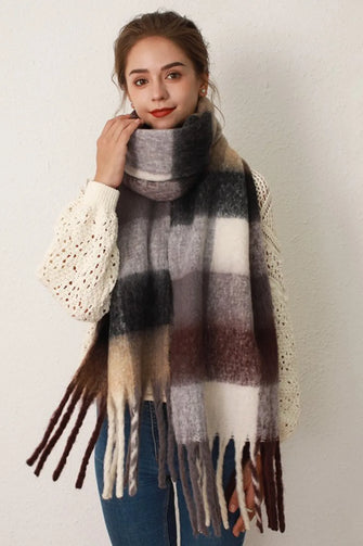 Thermal Fringe Contrast Plaid Scarf Gray Brown grid One Size