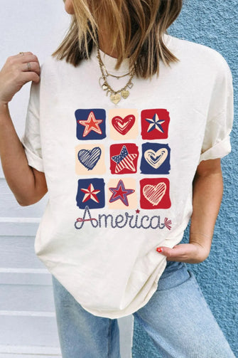 American Heart Star Checkered Graphic Cream Patriotic T-Shirt for Women White