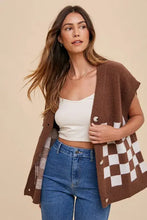 Annie Wear Checkered Short Sleeve Cardigan in Brown and White