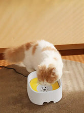 White and yellow cat water fountain with sun design, automatic circulating filtered