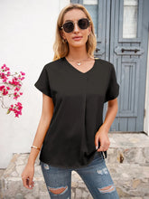 Ivy Lane V-Neck Short Sleeve T-Shirt Black