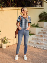Black and White Checkered Tunic Top with Short Sleeve Length for Women Woman T Shirts