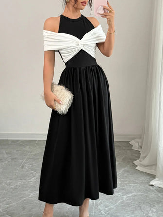 Black and White Halter Casual Dress with Moderate Stretch Black