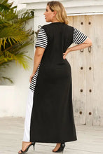 Black and White Striped Maxi Dress with Round Neck and Short Sleeve Length Maxi Dresses