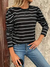 Black and White Striped Puff Sleeve Long Sleeve Shirt for Women Woman T Shirts