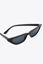 Black UV400 polycarbonate cat eye sunglasses with dark gray lenses