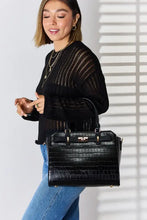 Women’s black crocodile embossed texture PU leather handbag with gold-tone hardware