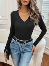 Black Ribbed V-Neck Long Sleeve Sweater for Women Woman T Shirts