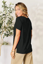 Black Round Neck Short Sleeve T Shirt for Women in Basic Style