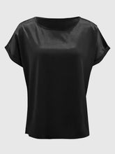 Black round neck short sleeve T-shirt with boat neck