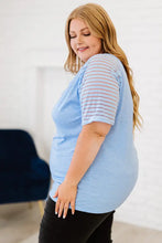 Blue Floral Plus Size Top with Short Sleeve Length for Women Woman T Shirts