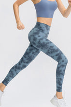 Blue Tie Dye Slim Fit Athletic Leggings for Women