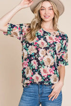 Bombom Floral Round Neck T-Shirt with womens floral print short sleeves