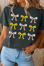 Bow graphic round neck short sleeve t-shirt with bow pattern