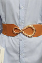 Brown elastic belt with ribbed alloy buckle for women