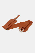 Cinto largo elástico castanho com fivela prateada ornamentada