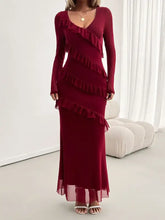 Bordeauxrotes Maxikleid mit langen Ärmeln und Rüschen Maxikleider