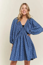 ADORA Batwing Sleeves Floral Dress Casual Dresses