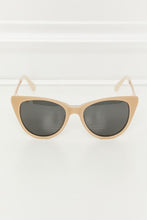 Cat Eye Sunglasses with Acetate Frame and Polarized UV400 Lenses