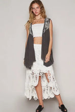POL Embroidered Pearls Open Front Sleeveless Cardigan Woman Outerwear