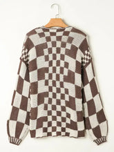 Checkerboard pattern sweater cardigan in brown and white knit