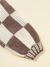 Checkerboard pattern sweater cardigan brown white knit sleeve cuff