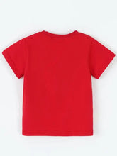 Red short-sleeved childrens graphic t-shirt in natural cotton