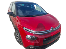 Bright red Citroën C3 1.2i with black roof and trim, perfect choice with puretech feel petrol engine