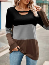 Women’s color block cutout round neck long sleeve T-shirt