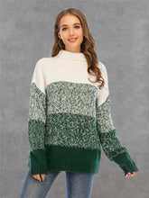 Color Blocked Turtleneck Sweater with Long Sleeve Length