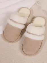 Contrast Faux Fur Round Toe Slippers Woman Slippers