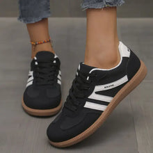 Contrast Lace Up Round Toe Sneakers Black Woman Sneakers