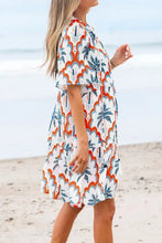 Contrast Palm Tree Printed Short Sleeve Flowy Dress Casual Dresses