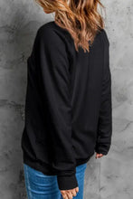 Cool Aunts Club letter graphic round neck long sleeve sweatshirt