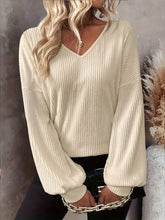 Cream Ribbed V Neck Knit Sweater with Back Bow Woman T Shirts