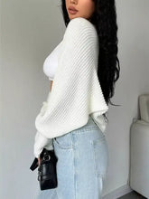 White ribbed cropped knit open front cardigan with shoulder seam