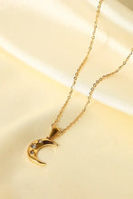 18K Gold Plated Inlaid Zircon Moon Pendant Necklace Necklaces