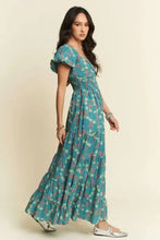 Davi & Dani Lightweight Sweetheart Neck Textured Tiered Maxi Dress Casual Dresses