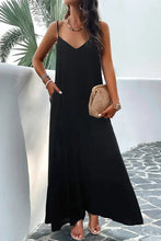 Devine schwarzes Maxikleid mit Spaghettiträgern, Rückenausschnitt und Taschen