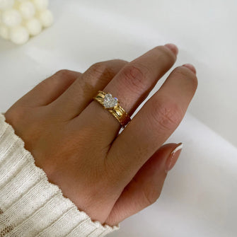 18K Gold-Plated Heart Zircon Ring Gold