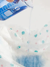 Disposable female pet diapers with non-woven fabric absorbing poured liquid