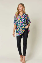 Double take full size printed v-neck short sleeve top with colorful abstract floral pattern ideal for jeans size styling
