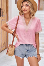 Pink eyelet embroidered V-neck short sleeve T-shirt