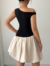 Contrast Single Shoulder Mini Tank Dress Casual Dresses