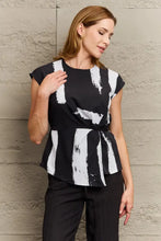 Perfee Printed Round Neck Short Sleeve Blouse Woman Blouses